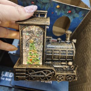 10 ADORNO CON LUZ NAVIDAD TREN